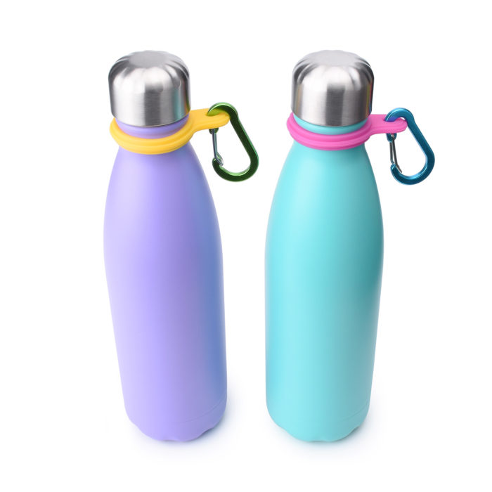 insulated water bottle with carabiner