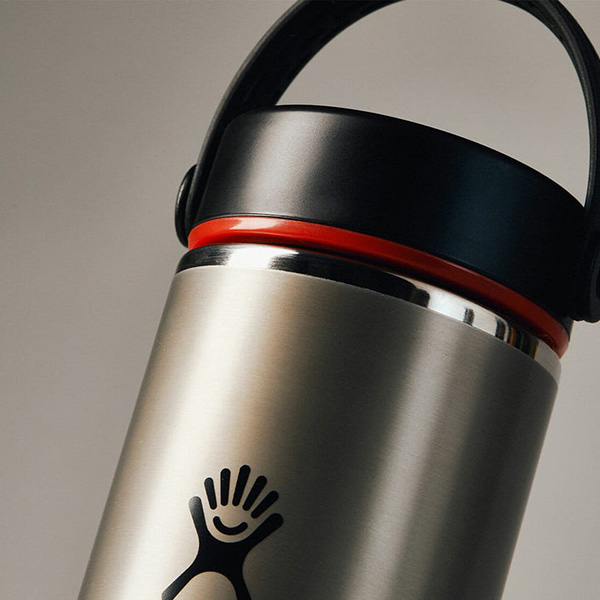 https://www.waterbottle.tech/wp-content/uploads/2022/04/bulk-hydroflask.jpg