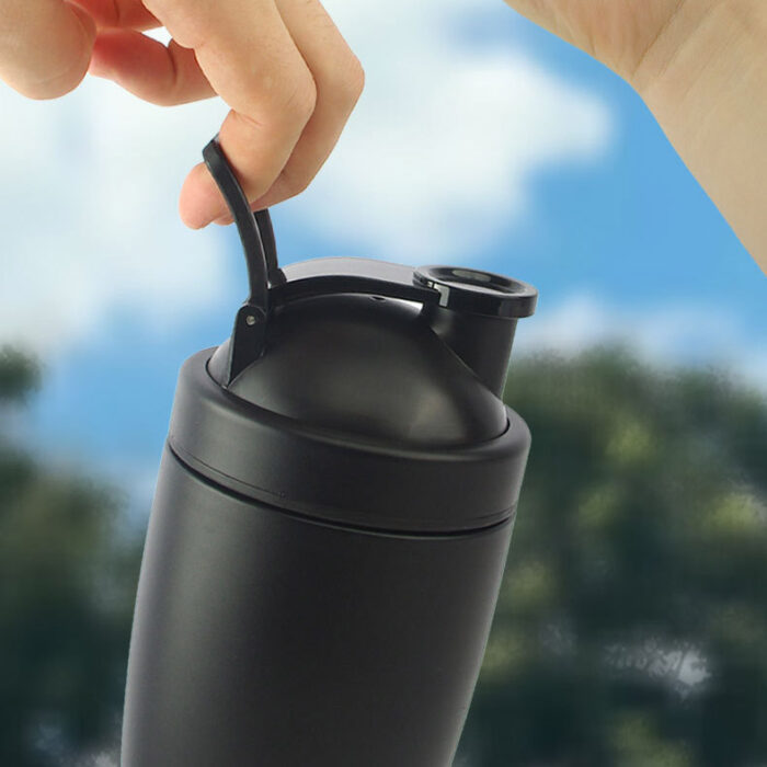 Insulated Stainless Steel Water Bottle Shaker Cup for Protein Mixes and Pre Workout OEM