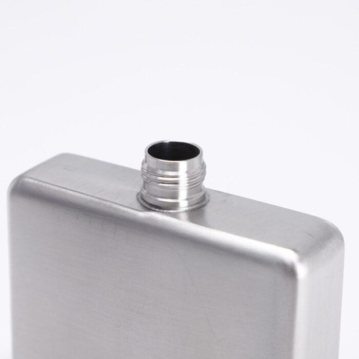Customized Food Grade Stainless Steel Square Shape Hip Flask 9 oz Portable Whisky Wine Pot