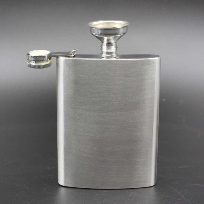 Customized Leakproof Stainless Steel Hip Flask for Liquor Portable Small Alcohol Bottle 8oz