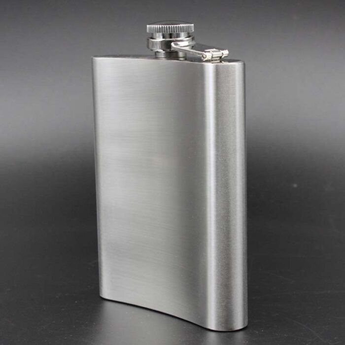 Customized Leakproof Stainless Steel Hip Flask for Liquor Portable Small Alcohol Bottle 8oz