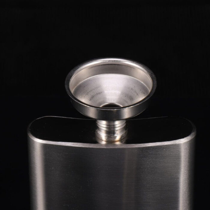 Customized Logo Stainless Steel Hip Flask With Screw Top for Alcohol Liquor Leak Proof Portable
