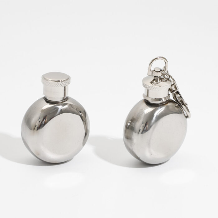 Personalized Mini Round Hip Flask with Keychain Stainless Steel Multifunctional Pocket Liquor Bottle