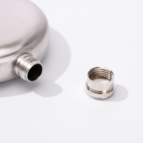 Round Hip Flask Portable Stainless Steel Wine Whiskey Liquid Container Factory Direct Wholesale
