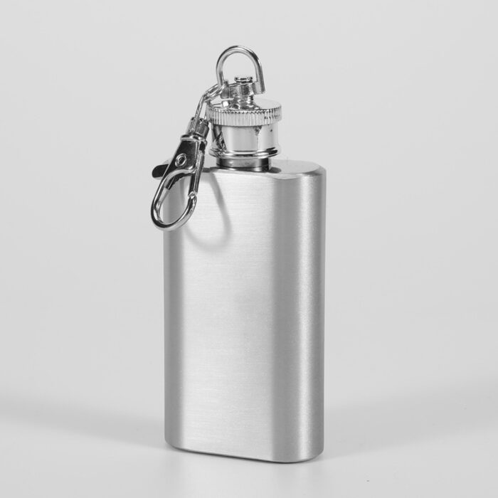 Custom Mini Stainless Steel Hip Flask Pocket Size Whiskey Bottle with Keychain for Men Women