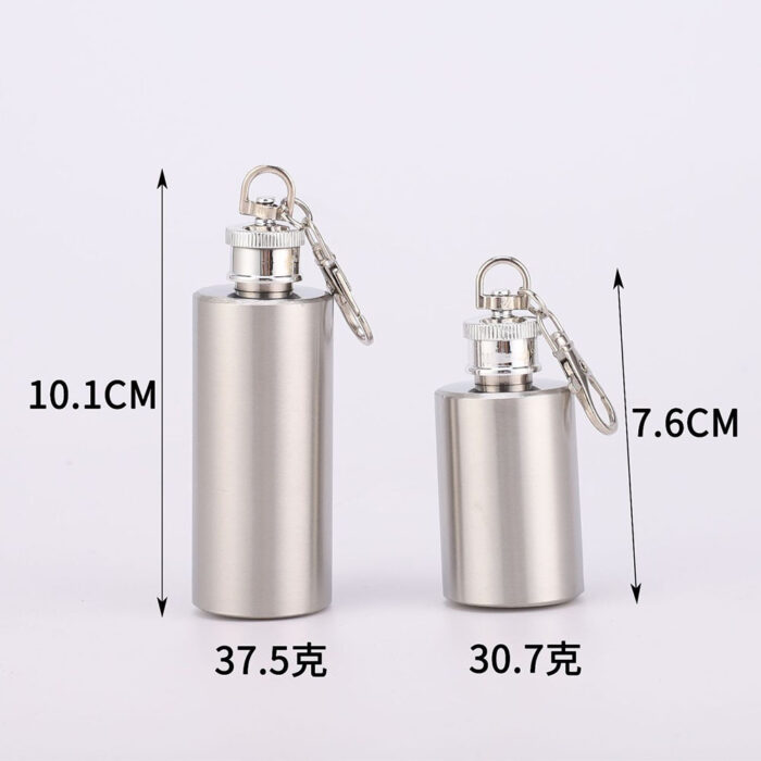 High Quality Stainless Steel Hip Flask Portable Mini Cylindrical Whiskey Wine Pot with Keychain