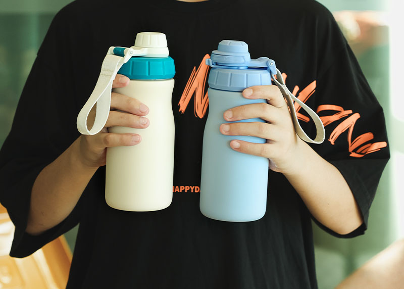 kids water bottle kids water bottle