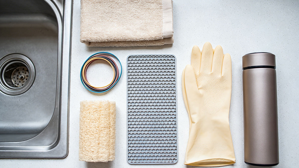 tools to open a tightly sealed stainless steel water bottle