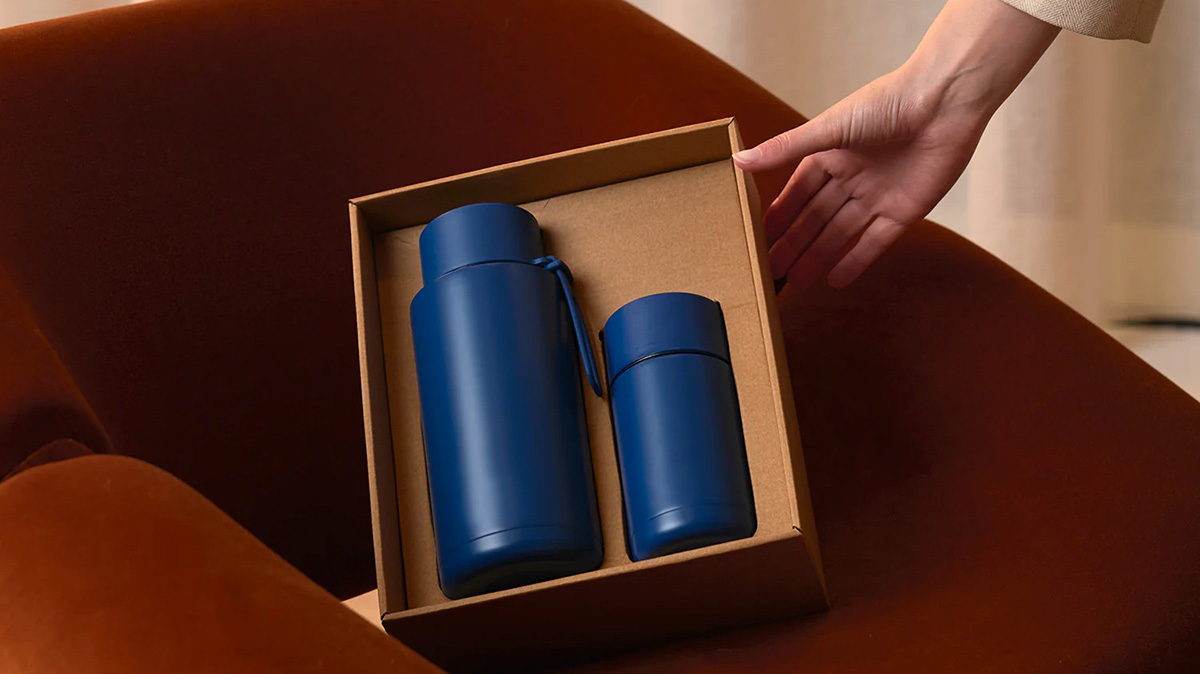 corporate gifting insulated stainless steel water bottles