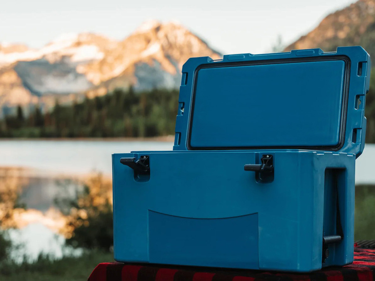 custom logo hard cooler boxes manufacturer