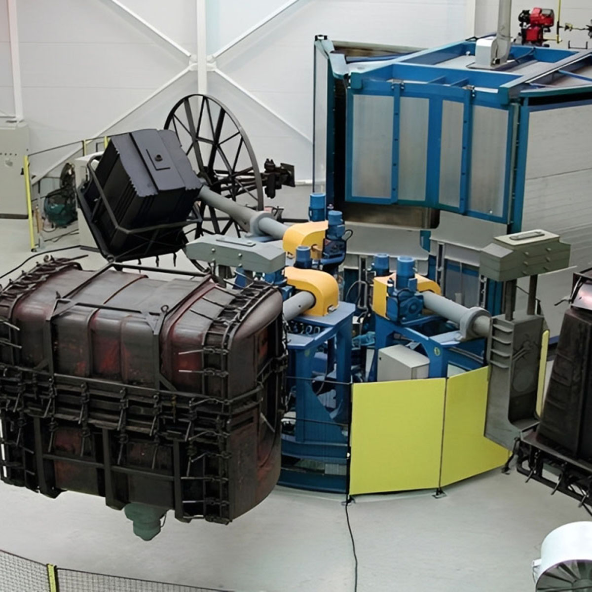 rotomolding a cooler box rotomolding a cooler box