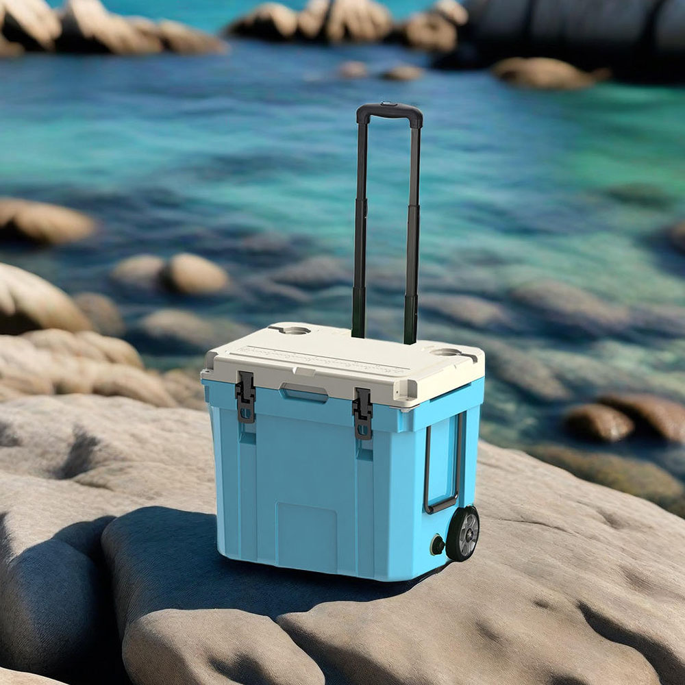 35QT LLDPE Rotomolded Wheeled Cooler Box 33 L with Telescope Handle for Food Storage outdoor activities