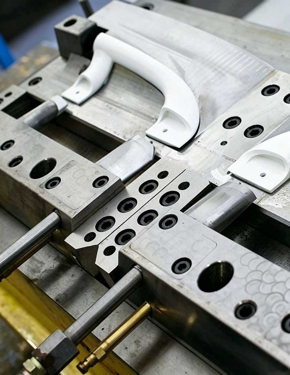 injection molding tools and engineering injection molding tools and engineering