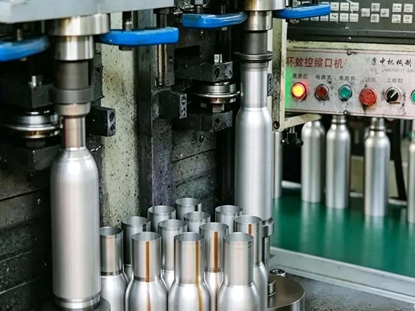 leakproof test of marrow mouth water bottles